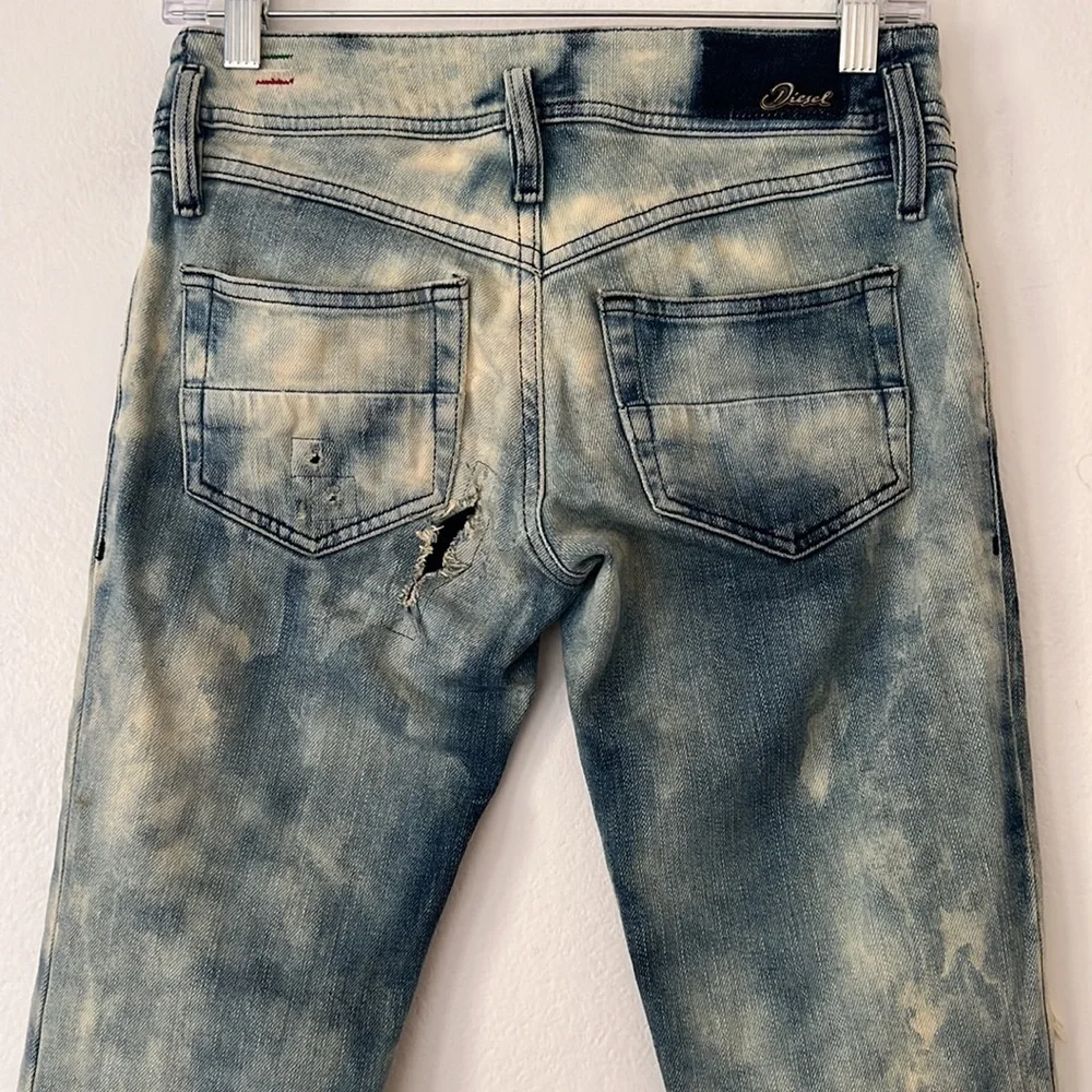 Diesel Industry Women’s Magic Jeans Size W24 L32 Distressed with Patchwork - Picture 6 of 10